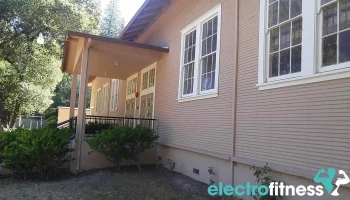 Puce Gym - Angwin