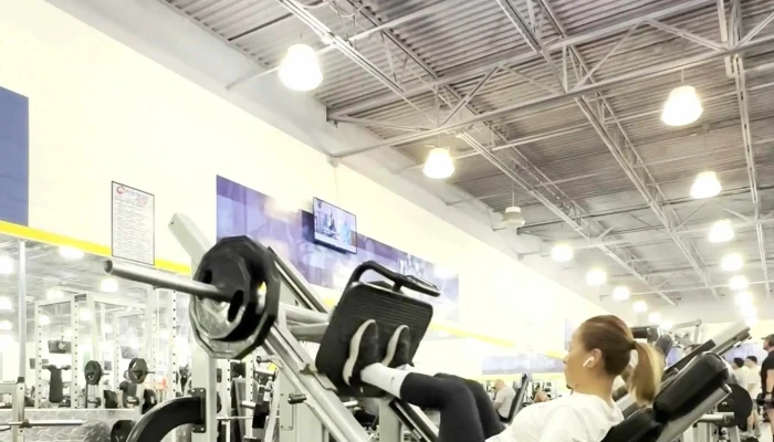 24 Hour Fitness - Elk Grove