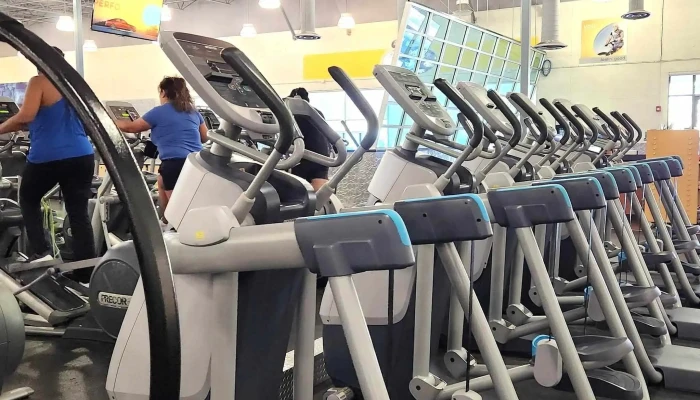 24 Hour Fitness -  Schedule - Elk Grove