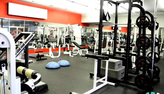 Above Average Personal Fitness Systems -  Gym - Green Bay