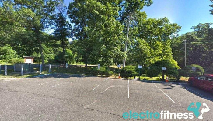 Alpine Swim & Racquet Club - Alpine