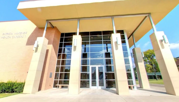 Angelina College -  Landscape - Lufkin