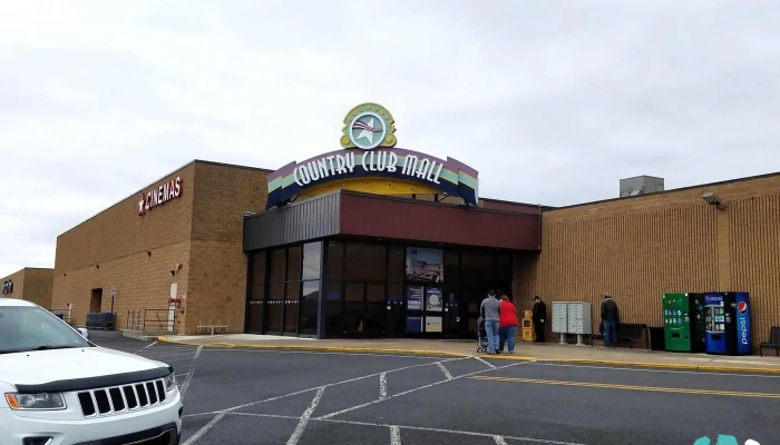 Country Club Mall -  All - La Vale
