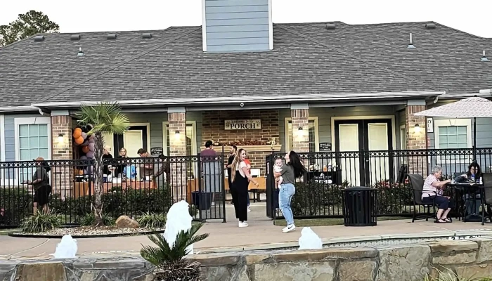Crown Forest Apartments -  Near Me - Lufkin