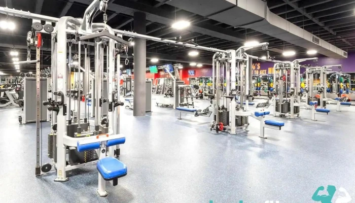 Crunch Fitness - McKnight - Pittsburgh
