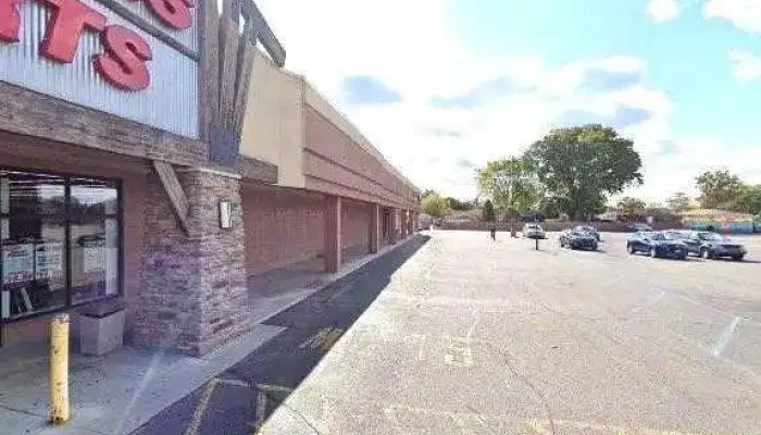 Dunhams Sports Street View 360deg - Allen Park