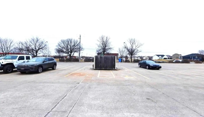 Farrells Extreme Bodyshaping   Ankeny North Street View 360deg - Ankeny