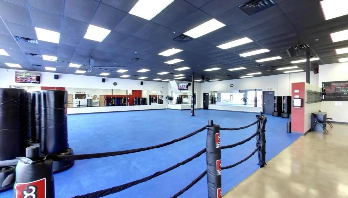Farrells Extreme Bodyshaping   Fxb White Bear Street View 360deg - White Bear Lake