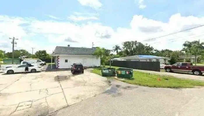 Freedom Fitness Nutrition Street View 360deg - North Fort Myers