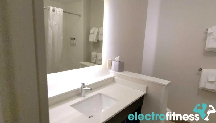 Holiday Inn Express Suites Allen Park By Ihg Videos - Allen Park