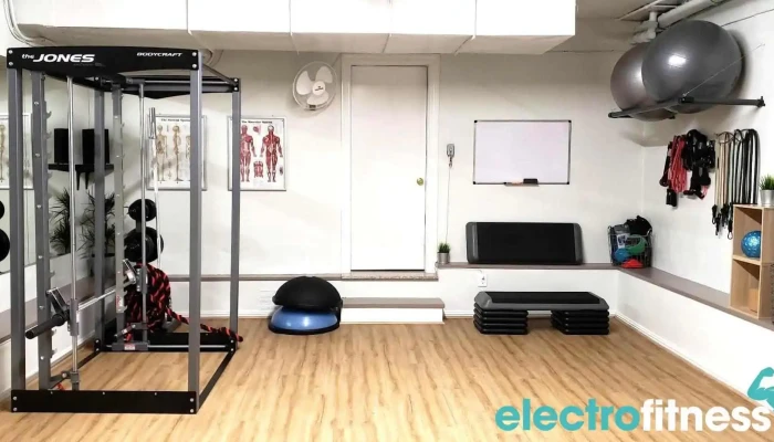 Julie's Garage Gym - Oakland