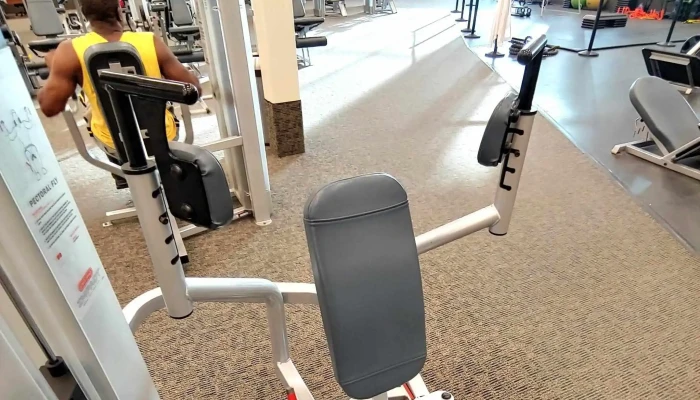 La Fitness -  Address - Brooklyn Park