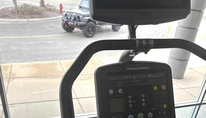 La Fitness -  Area - Chicago Ridge