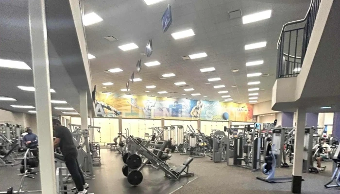 La Fitness -  Area - New Brighton