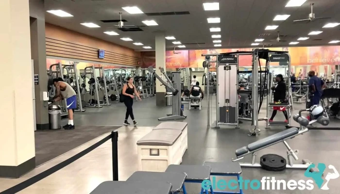 La Fitness -  Videos - Allen Park