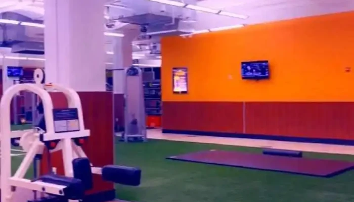 La Fitness -  Videos - Alexandria