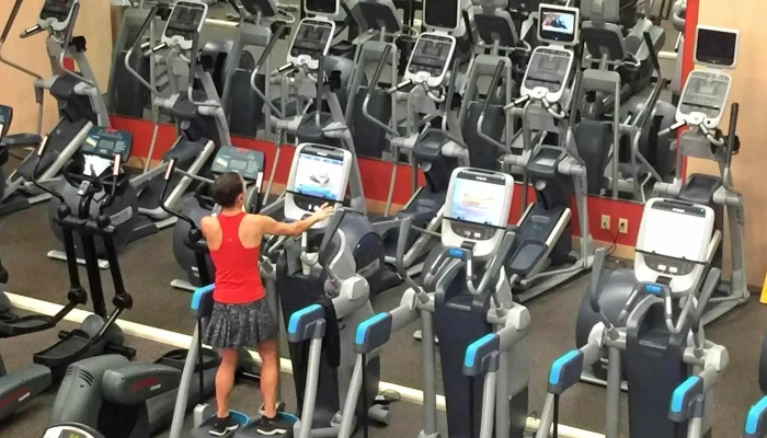Onelife Fitness -    Bethesda Gym - Bethesda
