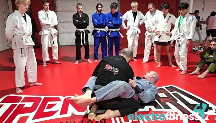 Open Guard Bjj -  Community - Apex