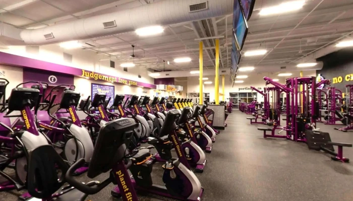 Planet Fitness -  Street View 360deg - Portland