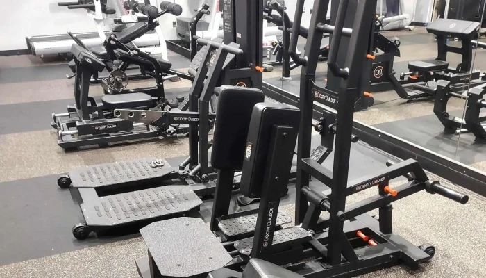 Powerhouse Gym Saddle Brook -  Near Me - Saddle Brook