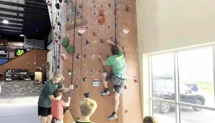 Redpoint Climbing Center -  Bouldering - Bowling Green