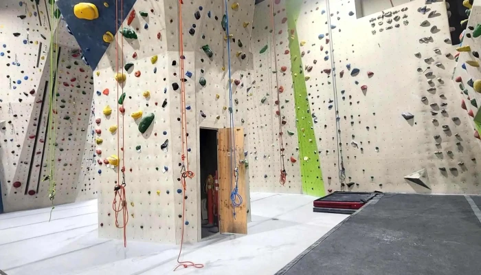 Redpoint Climbing Center -  Videos - Bowling Green