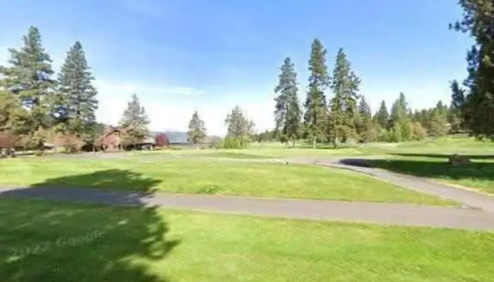 Running Y Spa Wellness Center Street View 360deg - Klamath Falls