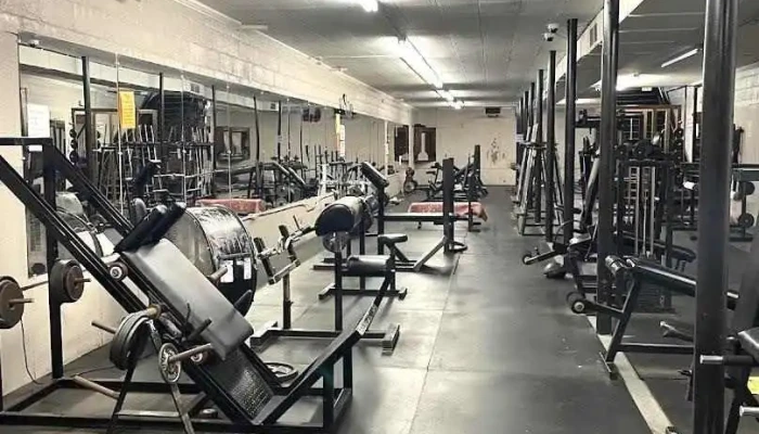 Tank's Gym 24/7 Fitness Center - Covington