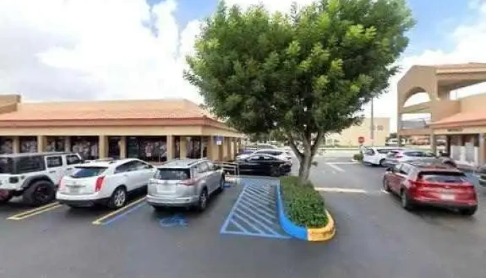 World Of Fitness 305 -  Street View 360deg - Miami
